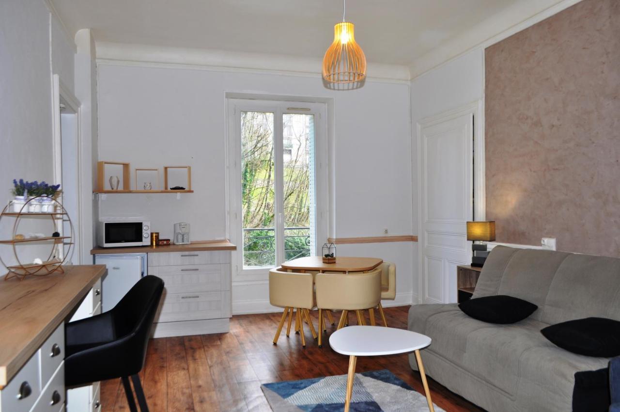 Charme Et Tranquillite, Dans Residence Avec Piscine, L'Aparte - Sejouraix 艾克斯莱班 外观 照片
