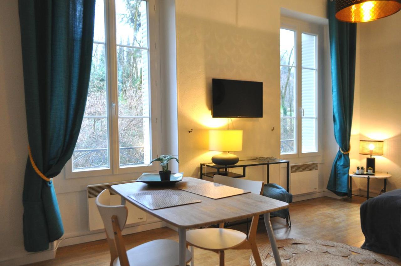 Charme Et Tranquillite, Dans Residence Avec Piscine, L'Aparte - Sejouraix 艾克斯莱班 外观 照片